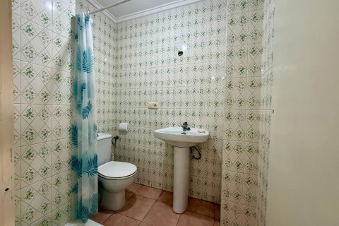 Lägenhet till salu i Torrevieja, Alicante, Spanien 3 sovrum, 119 kvm. Nr. 182896 - foto 22