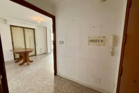 Lägenhet till salu i Torrevieja, Alicante, Spanien 3 sovrum, 119 kvm. Nr. 182896 - foto 14