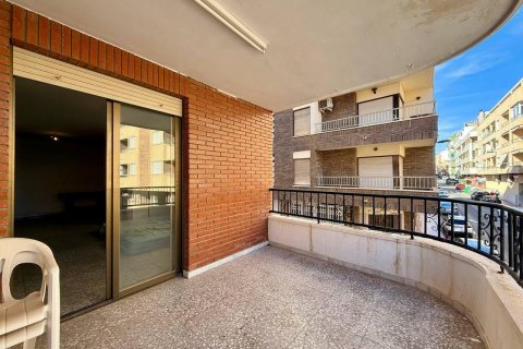 Lägenhet till salu i Torrevieja, Alicante, Spanien 3 sovrum, 119 kvm. Nr. 182896 - foto 8
