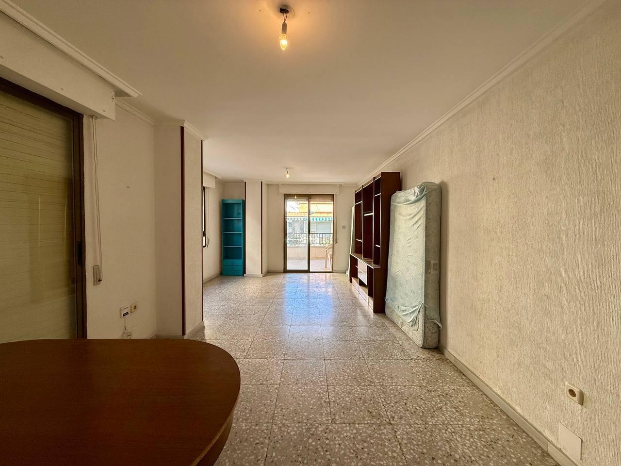 Huoneisto Torrevieja, Alicante, Espanja 3 makuuhuonetta, 119 m2 No. 182896