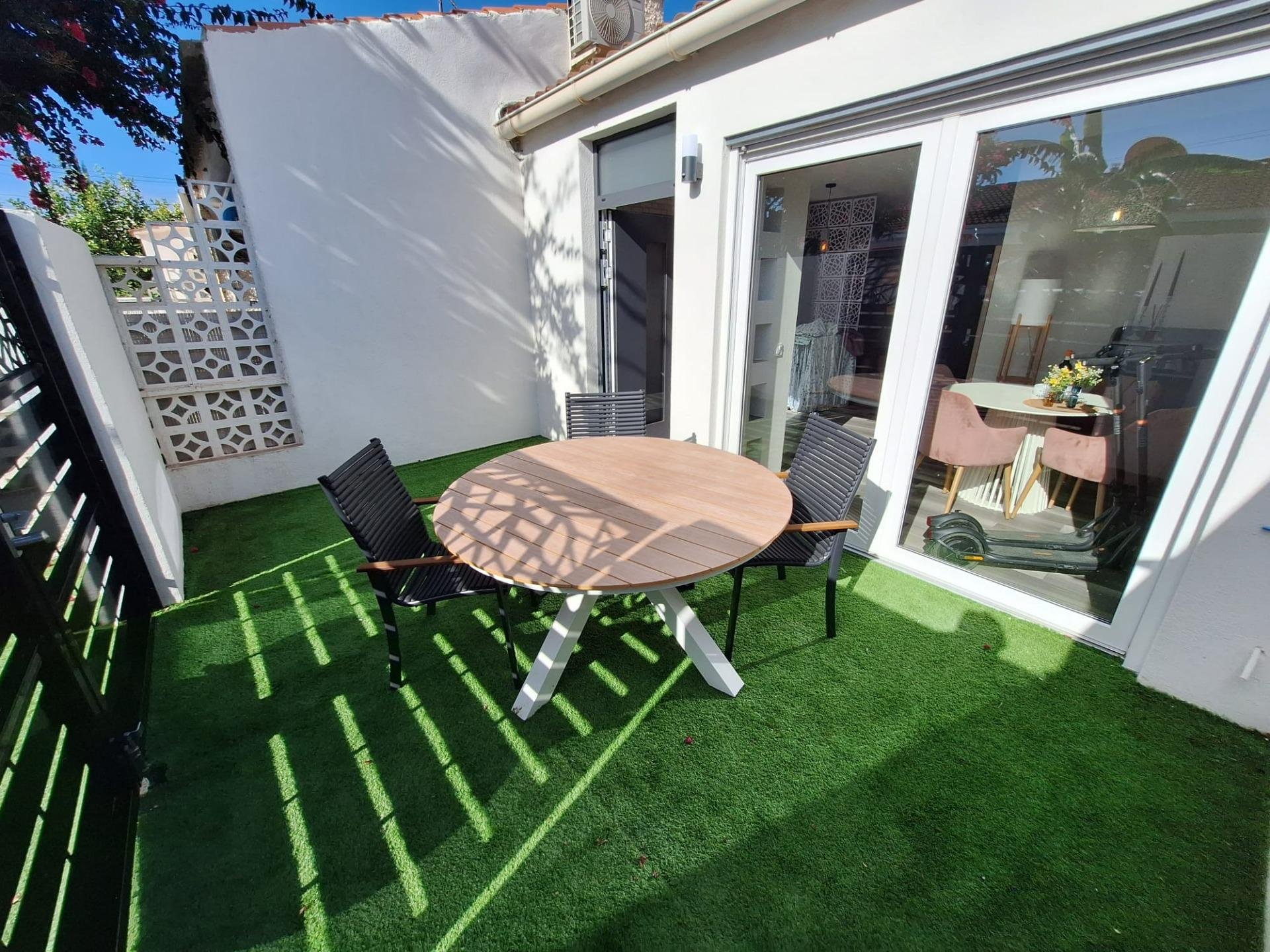 Apartment in Torrevieja, Alicante, Spain 33 sq.m. No. 182901