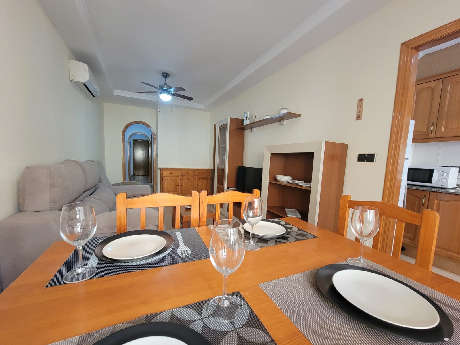 Wohnung in Torrevieja, Alicante, Spanien 1 Schlafzimmer, 70 m2 Nr. 182899