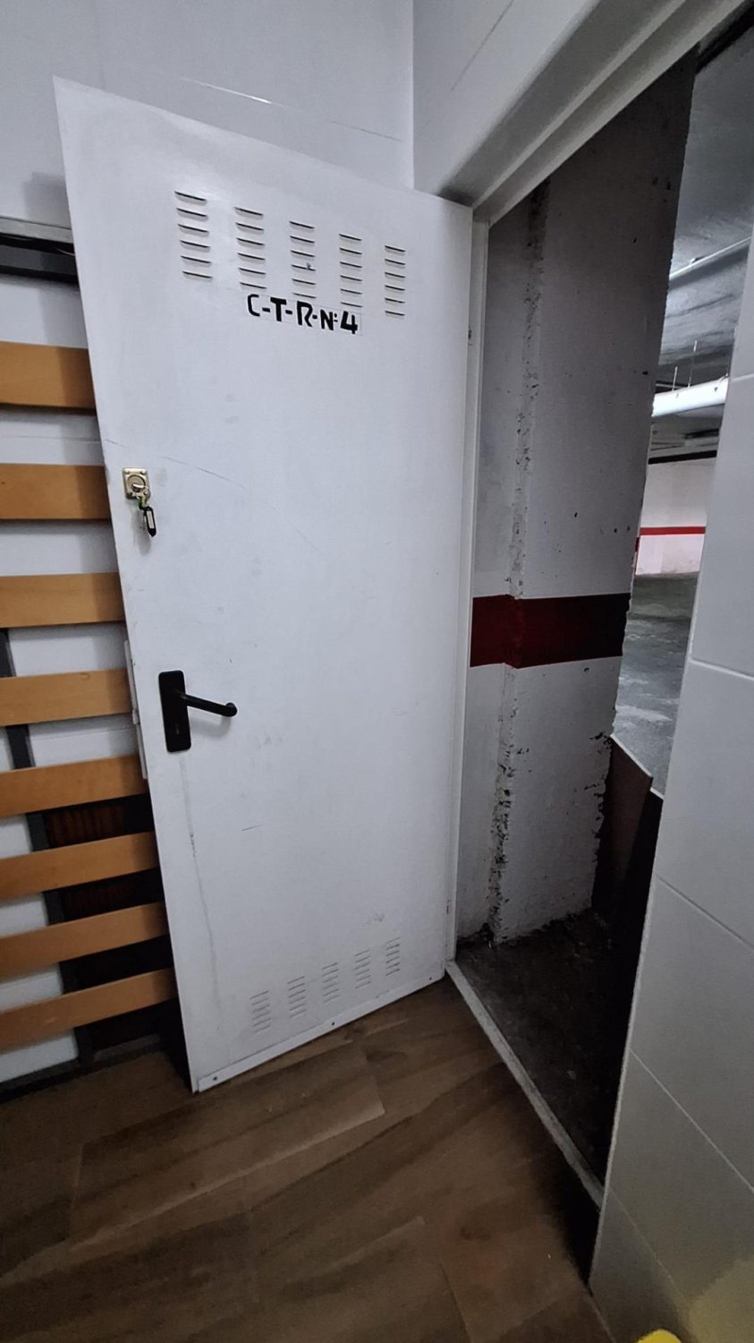 Depósito en Torrevieja, Alicante, España 7 m2 No. 182898