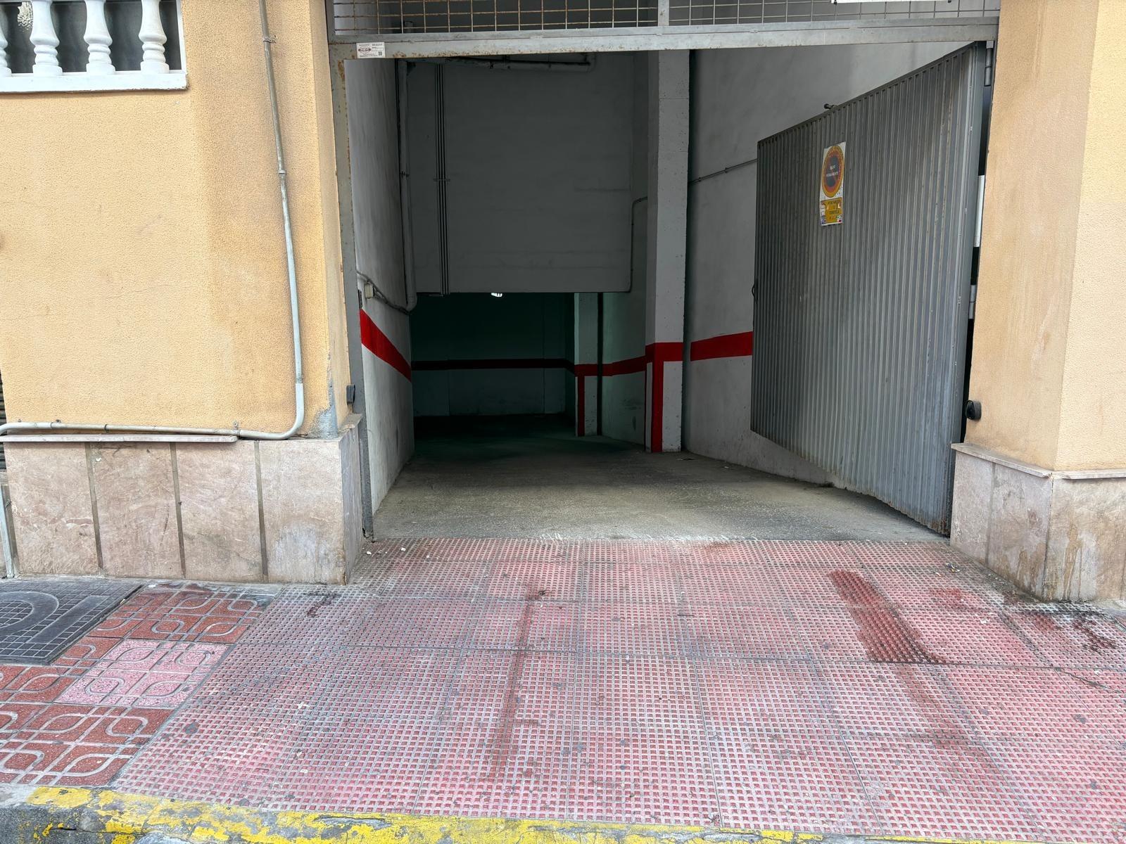Depósito en Torrevieja, Alicante, España 7 m2 No. 182898