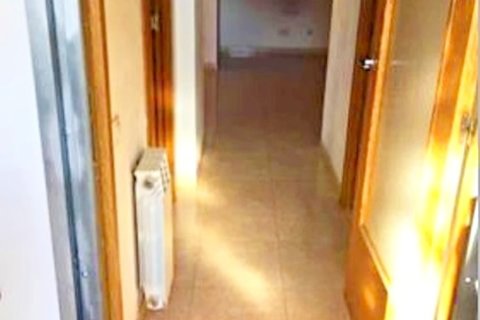 Apartment for sale in El Pont de Vilomara i Rocafort, Barcelona, Spain 2 bedrooms, 73 sq.m. No. 191358 - photo 2