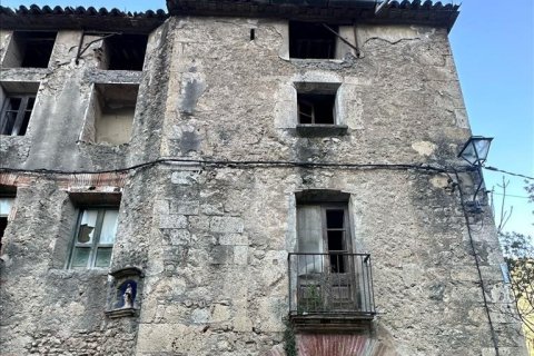 Talo myytävänä Capellades, Barcelona, Espanja, 4 makuuhuonetta, 267 m2 No. 191356 - kuva 1