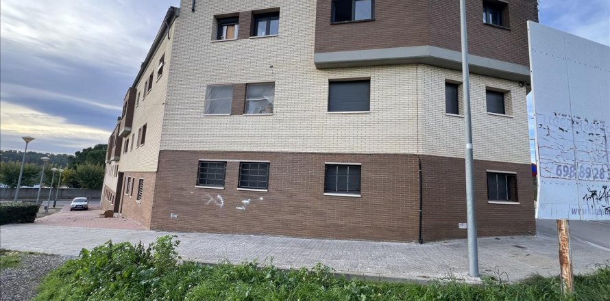 Dzīvoklis Odena, Barcelona, Spānijā 3 istabas, 75 m2 Nr. 191354