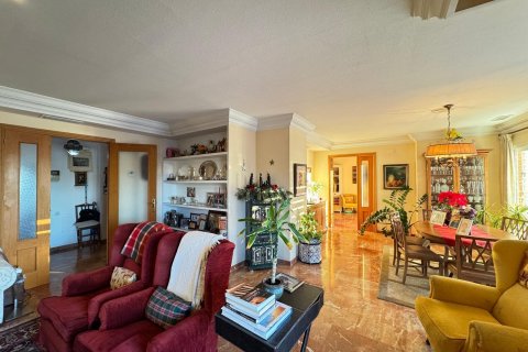 Apartamento en venta en Torrevieja, Alicante, España 4 dormitorios, 256 m2 No. 189847 - foto 6