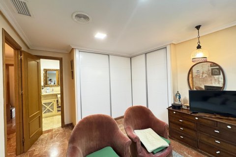 Apartamento en venta en Torrevieja, Alicante, España 4 dormitorios, 256 m2 No. 189847 - foto 22
