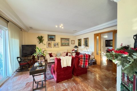 Apartamento en venta en Torrevieja, Alicante, España 4 dormitorios, 256 m2 No. 189847 - foto 10