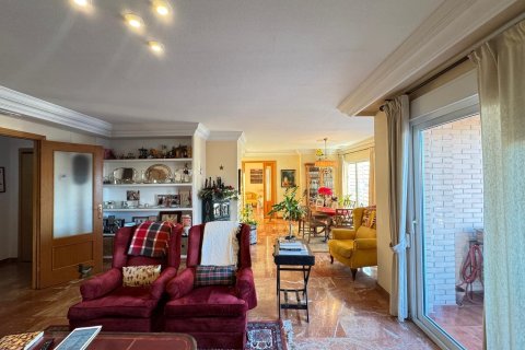 Apartamento en venta en Torrevieja, Alicante, España 4 dormitorios, 256 m2 No. 189847 - foto 11
