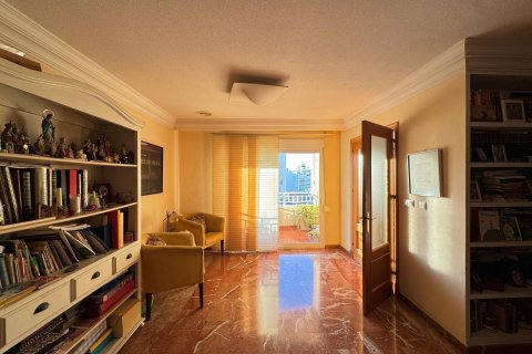 Apartamento en venta en Torrevieja, Alicante, España 4 dormitorios, 256 m2 No. 189847 - foto 17