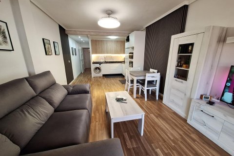 Продажа квартиры в Торревьеха, Аликанте, Испания 3 спальни, 100м2 №189848 - фото 8