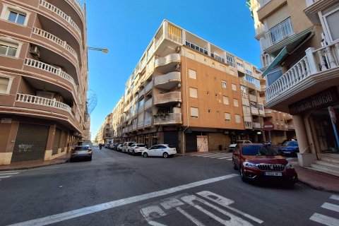 Wohnung in Torrevieja, Alicante, Spanien 3 Schlafzimmer, 100 m2 Nr. 189848