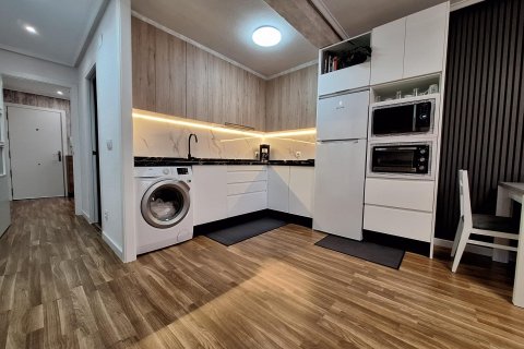 Продажа квартиры в Торревьеха, Аликанте, Испания 3 спальни, 100м2 №189848 - фото 16