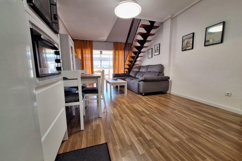 Продажа квартиры в Торревьеха, Аликанте, Испания 3 спальни, 100м2 №189848 - фото 13