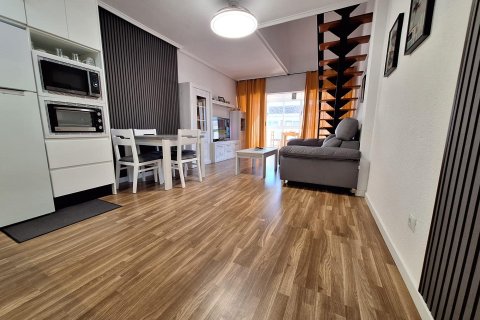 Продажа квартиры в Торревьеха, Аликанте, Испания 3 спальни, 100м2 №189848 - фото 9