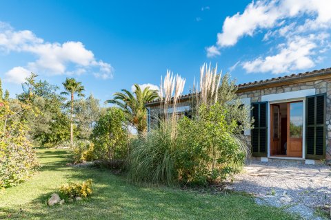 Finca for sale Alcudia, Mallorca, Spain 5 bedrooms, 280 sq.m. No. 111750 - photo 11