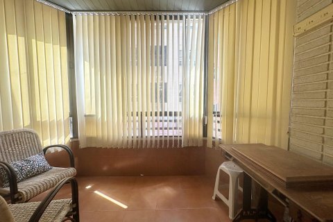 Apartamento en venta en Torrevieja, Alicante, España 4 dormitorios, 130 m2 No. 190577 - foto 9
