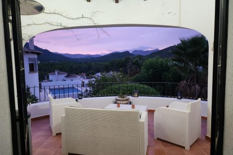 Villa till salu Murla, Alicante, Spanien 2 sovrum, 94 kvm. Nr. 139127 - foto 1