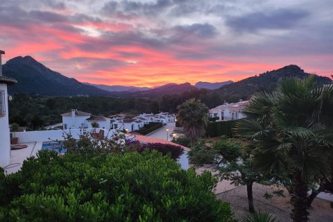 Villa till salu Murla, Alicante, Spanien 2 sovrum, 94 kvm. Nr. 139127 - foto 5