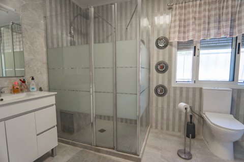 Villa till salu Ciudad Quesada, Alicante, Spanien 2 sovrum, 140 kvm. Nr. 139130 - foto 22