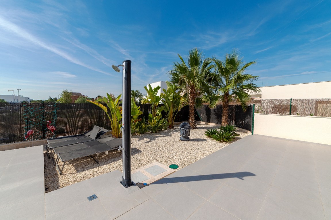Huvila Los Montesinos, Alicante, Espanja 4 makuuhuonetta, 454 m2 No. 139126