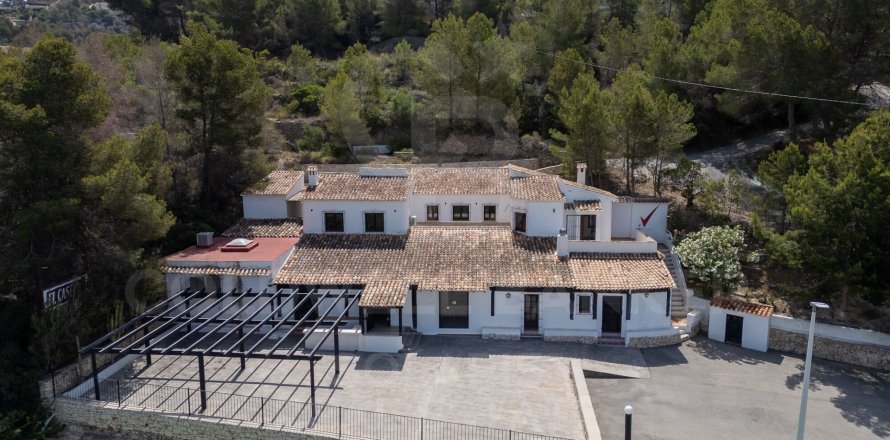 Liikekiinteistö Moraira, Alicante, Espanja 488 m2 No. 157740