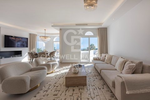 Продажа квартиры в Марбелья, Малага, Испания 3 спальни, 195м2 №157742 - фото 2