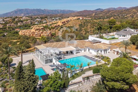 Villa for sale in Marbella, Malaga, Spain 7 bedrooms, 783 sq.m. No. 157743 - photo 1