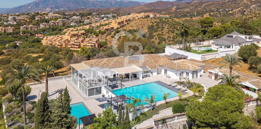 Villa in Marbella, Malaga, Spain 7 bedrooms, 783 sq.m. No. 157743