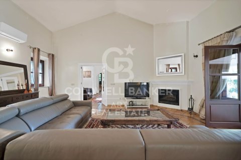 House for sale in Estepona, Malaga, Spain 4 bedrooms, 580 sq.m. No. 157744 - photo 3