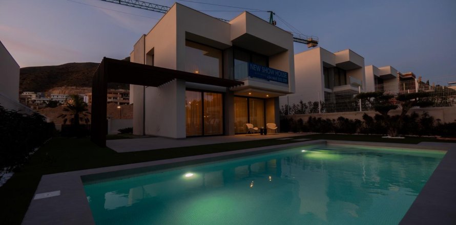 Villa in Finestrat, Alicante, Spain 3 bedrooms, 159.55 sq.m. No. 116671