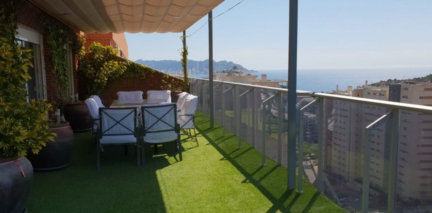 Penthouse Villajoyosa, Alicante, Spain 2 bedrooms, 164 sq.m. No. 116675