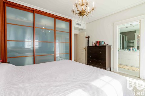 Hus till salu i Madrid, Spanien 6 sovrum, 323 kvm. Nr. 154206 - foto 14