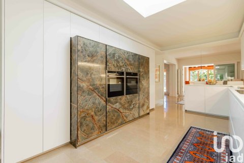 Hus till salu i Madrid, Spanien 6 sovrum, 323 kvm. Nr. 154206 - foto 6