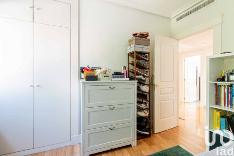 Hus till salu i Madrid, Spanien 6 sovrum, 323 kvm. Nr. 154206 - foto 19