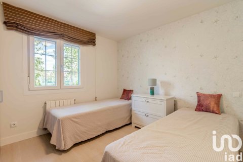 Hus till salu i Madrid, Spanien 6 sovrum, 323 kvm. Nr. 154206 - foto 16