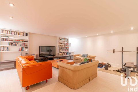 Hus till salu i Madrid, Spanien 6 sovrum, 323 kvm. Nr. 154206 - foto 22