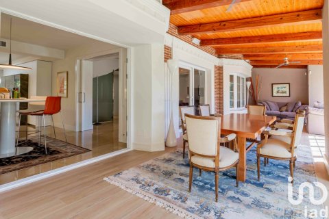 Hus till salu i Madrid, Spanien 6 sovrum, 323 kvm. Nr. 154206 - foto 9