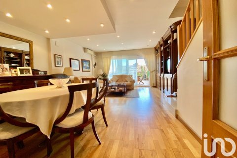 Продажа дома в Сан-Висенс де Монтальт, Барселона, Испания 5 спален, 279м2 №154210 - фото 6