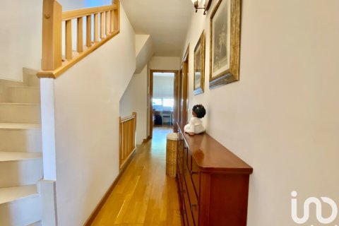 Продажа дома в Сан-Висенс де Монтальт, Барселона, Испания 5 спален, 279м2 №154210 - фото 9