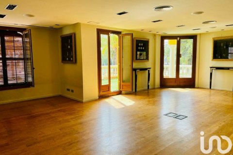 Lägenhet till salu i Salou, Tarragona, Spanien 7 sovrum, 1086 kvm. Nr. 154208 - foto 4