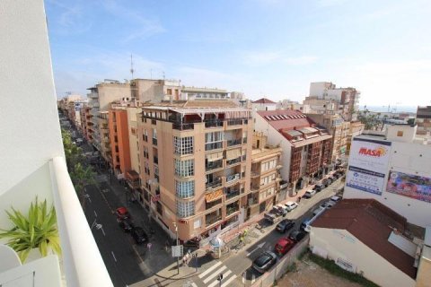 Apartamento en venta en Torrevieja, Alicante, España 2 dormitorios, 99 m2 No. 155671 - foto 29