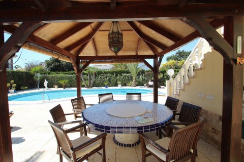Villa à vendre Punta Prima, Alicante, Espagne, 4 chambres, 250 m2 No. 118894 - photo 20