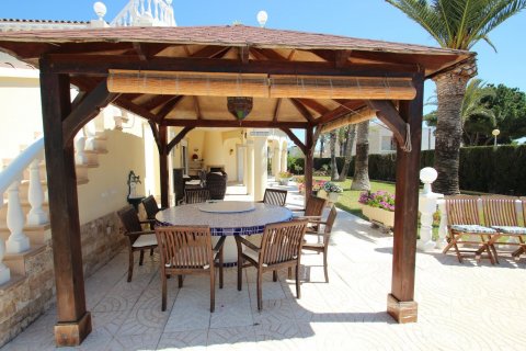 Villa à vendre Punta Prima, Alicante, Espagne, 4 chambres, 250 m2 No. 118894 - photo 4