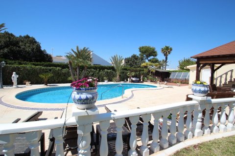 Villa à vendre Punta Prima, Alicante, Espagne, 4 chambres, 250 m2 No. 118894 - photo 5