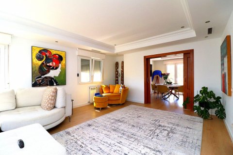 Продажа виллы в Дехеса де Кампоамор, Аликанте, Испания 5 спален, 250м2 №118886 - фото 18