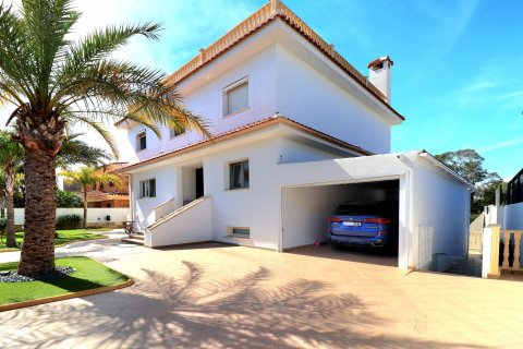 Продажа виллы в Дехеса де Кампоамор, Аликанте, Испания 5 спален, 250м2 №118886 - фото 10