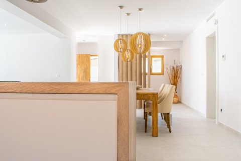 Продажа виллы в Торревьеха, Аликанте, Испания 4 спальни, 190м2 №118895 - фото 5